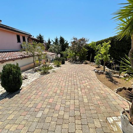 Villa Arenella Vieste Bagian luar foto